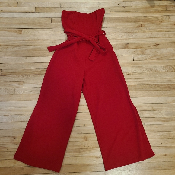 Boohoo Petite bandeau waist jumsuit - Picture 2 of 4